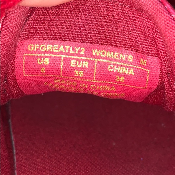 Guess Shoes - Picture 4 of 4